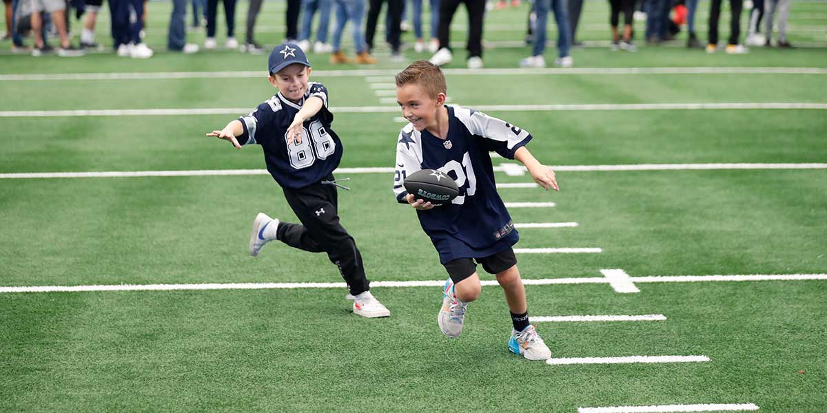 Fans enjoying a Rally Day at AT&T Stadium