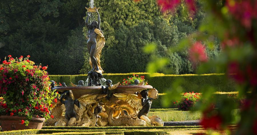 Classical planting and sculpture in the Italian Garden at Blenheim Palace
