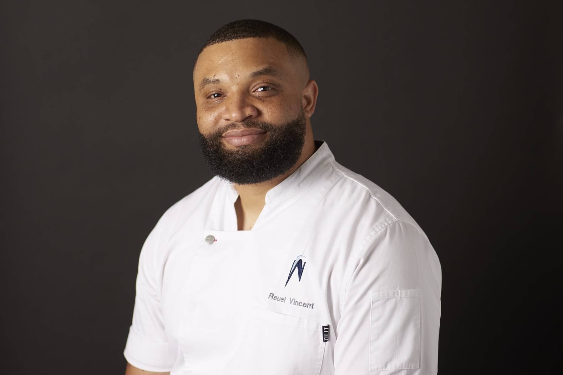 Portrait du chef Reuel Vincent de ONE Dine