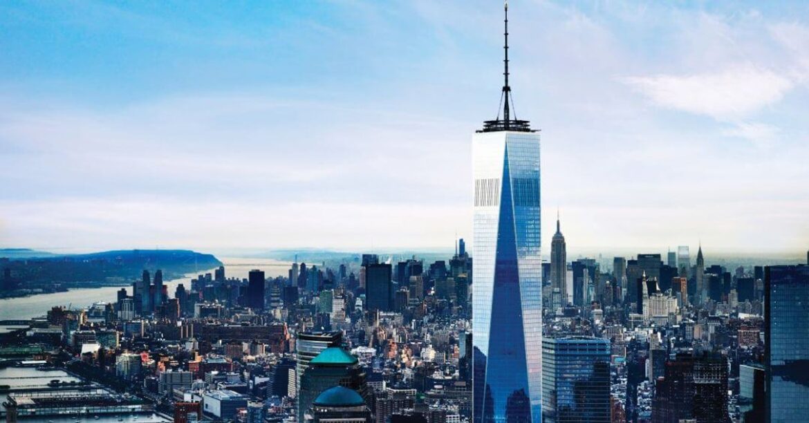 Skyline de Lower Manhattan visto ao longe