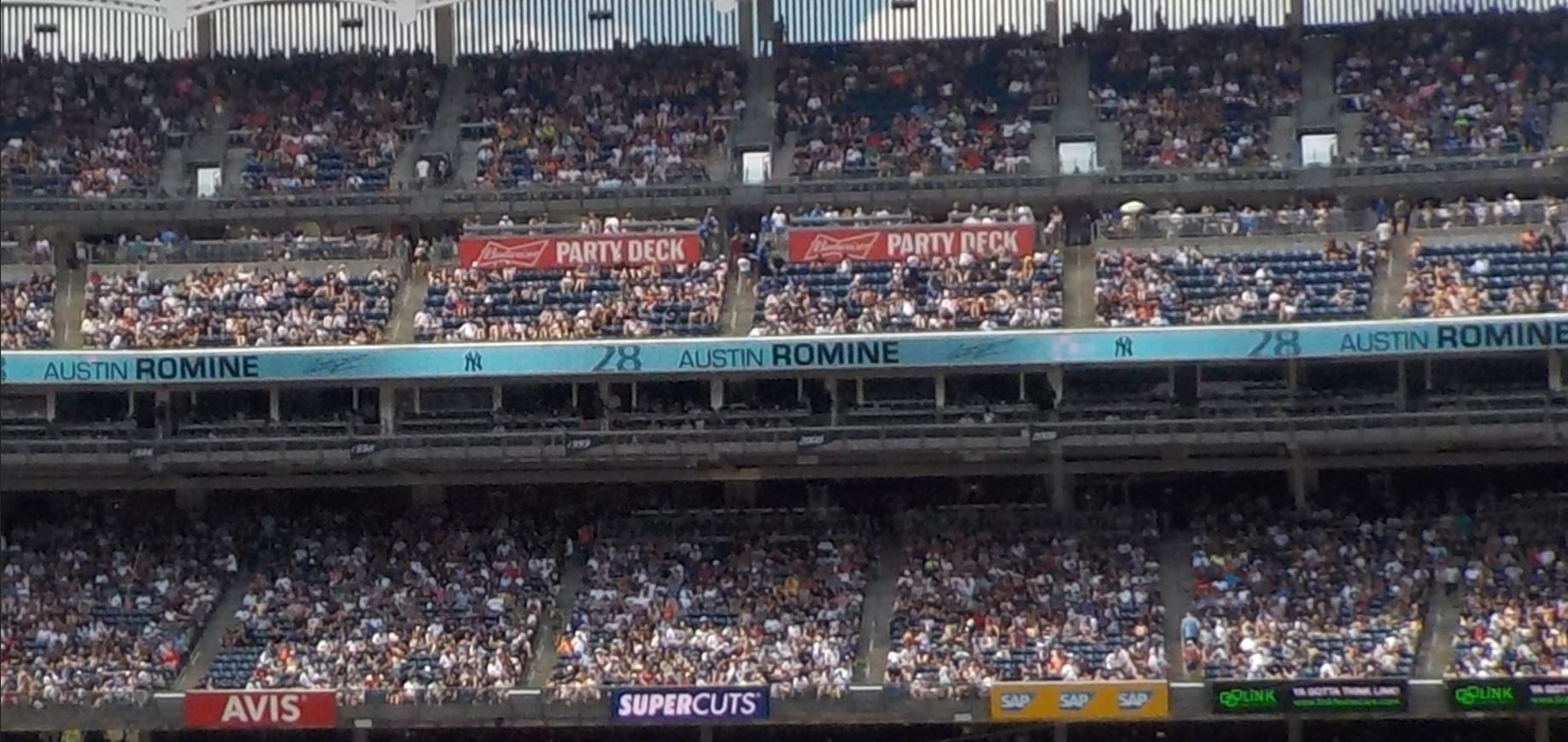 Yankee Stadium scoreboard