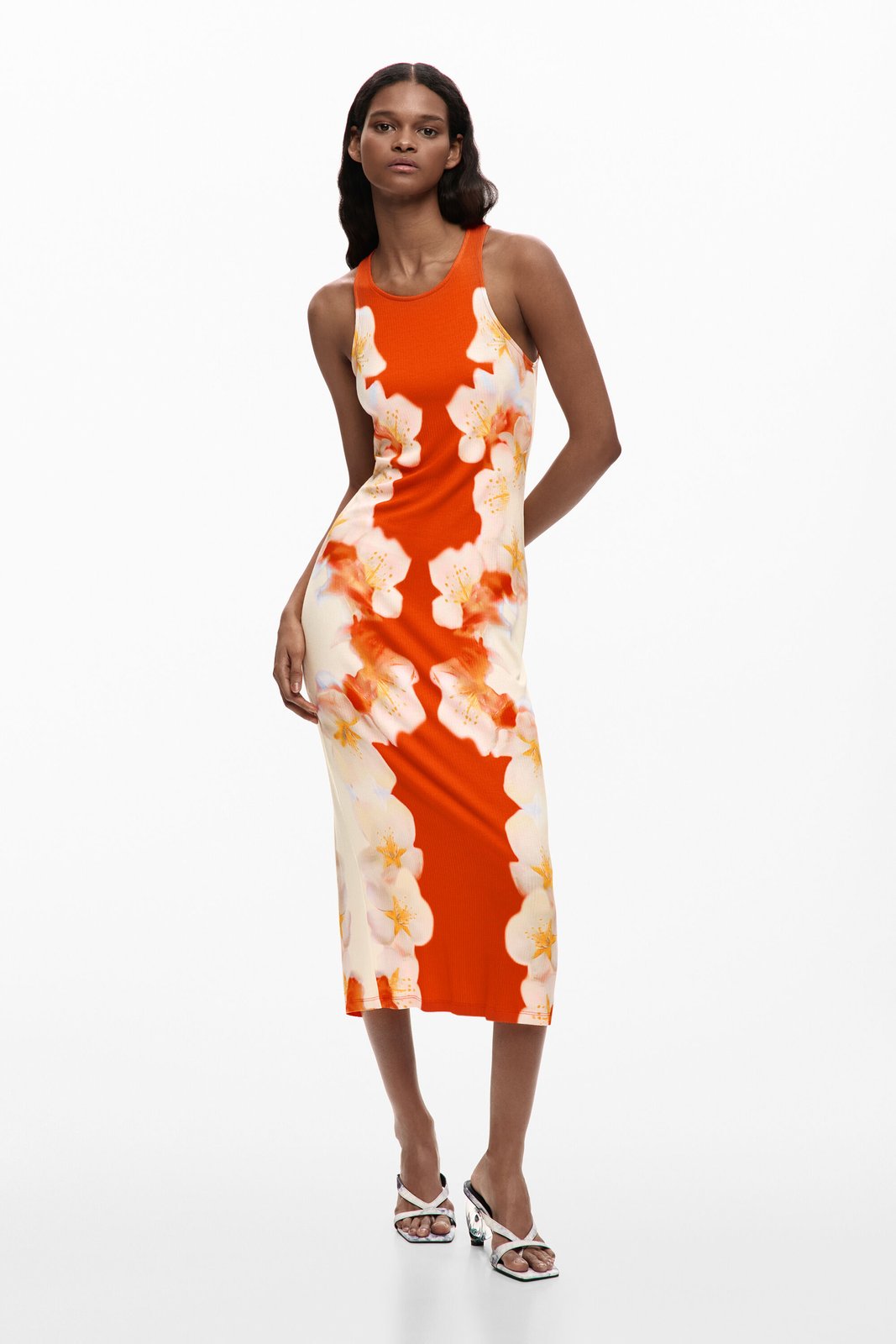 Robe à fleurs latérales Desigual