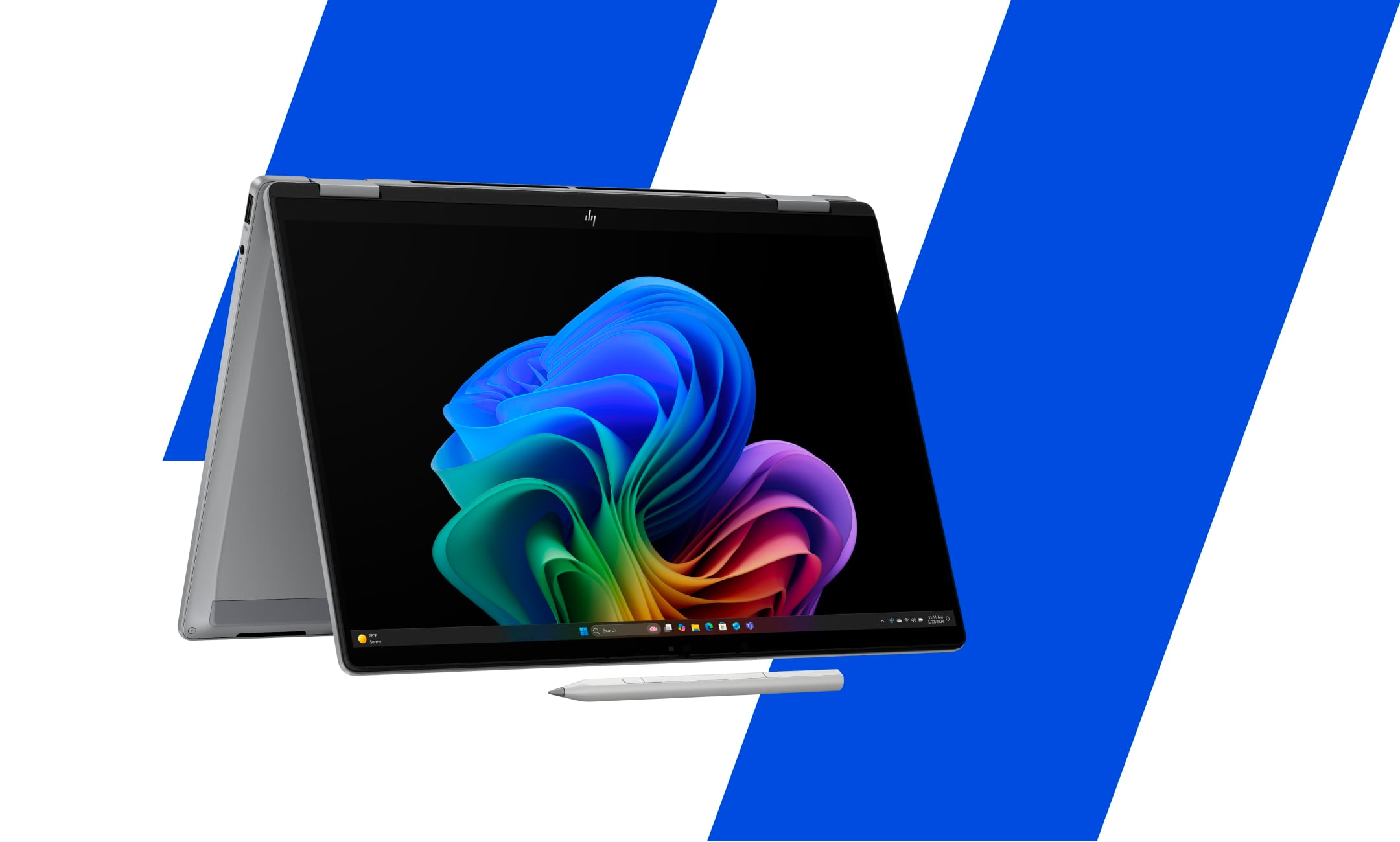 HP OmniBook X Flip 16 aperto in modalità notebook