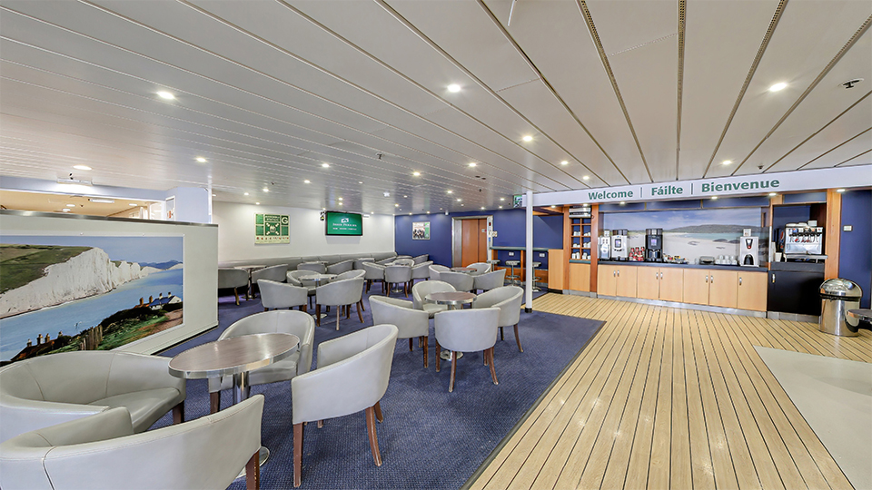 Relaxed lounge area on Isle of Innisfree