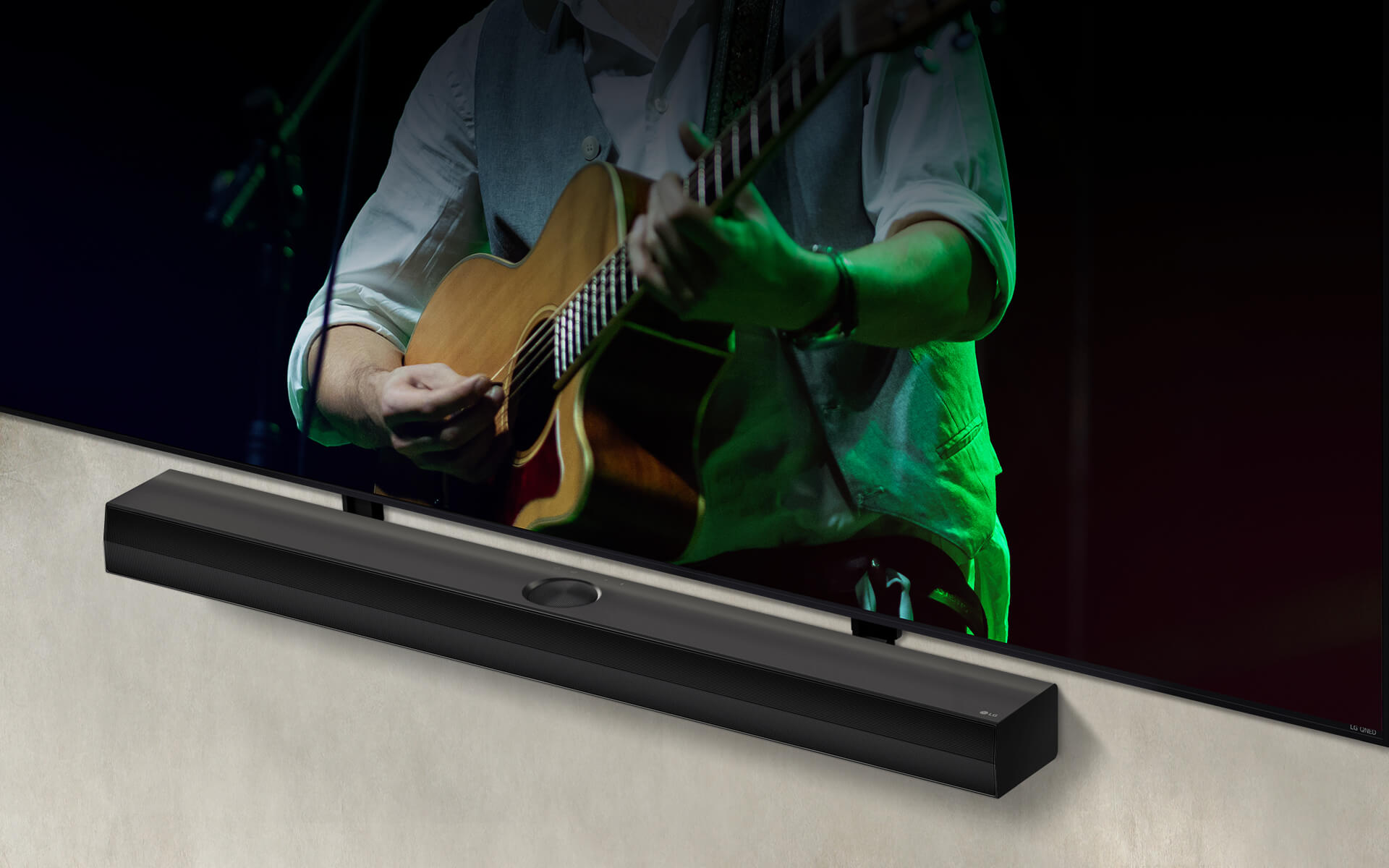 Barra de sonido LG S70TR para complementar un televisor