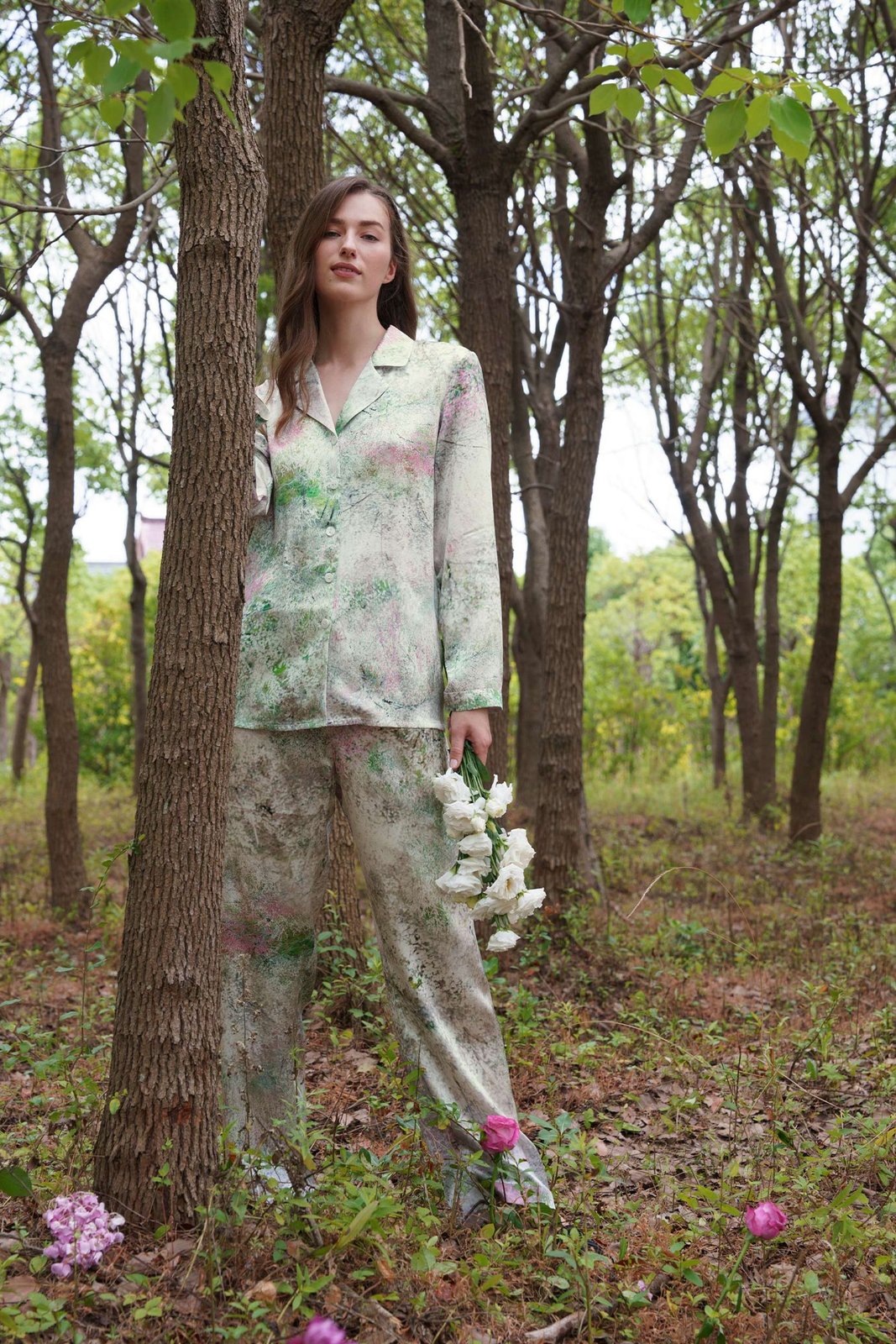 Lilysilk x Mika Ninagawa Pyjama Set mit floraler Musterung