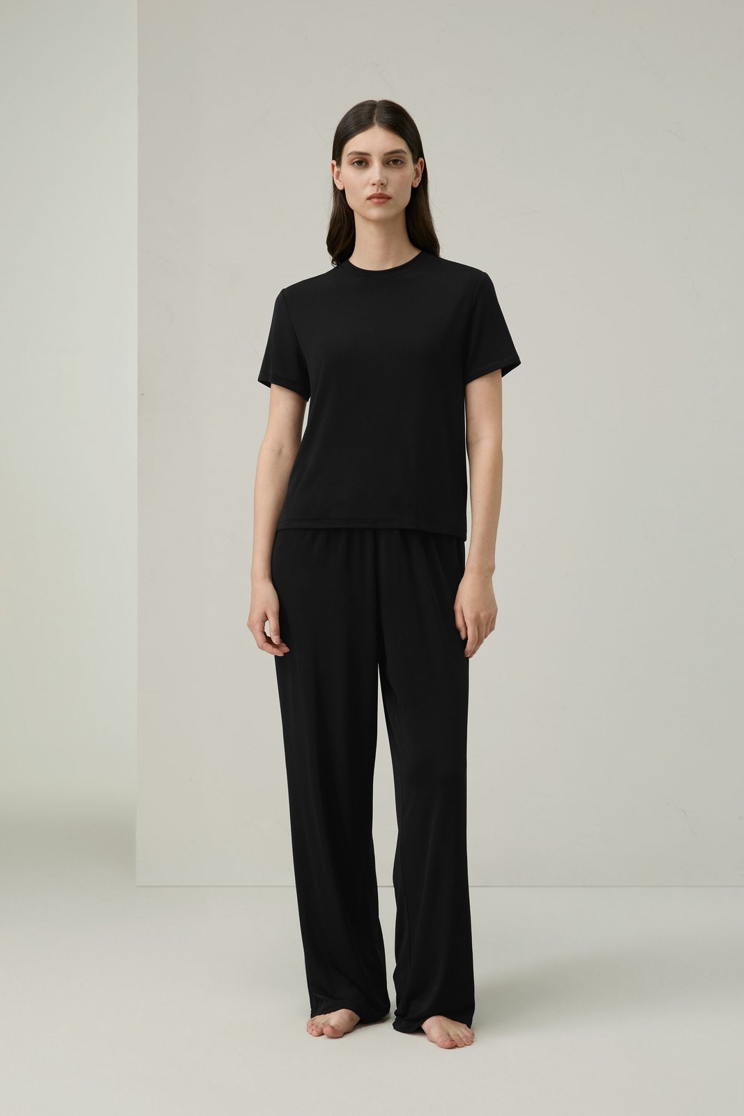 Ensemble d'intérieur noir en soie et viscose
