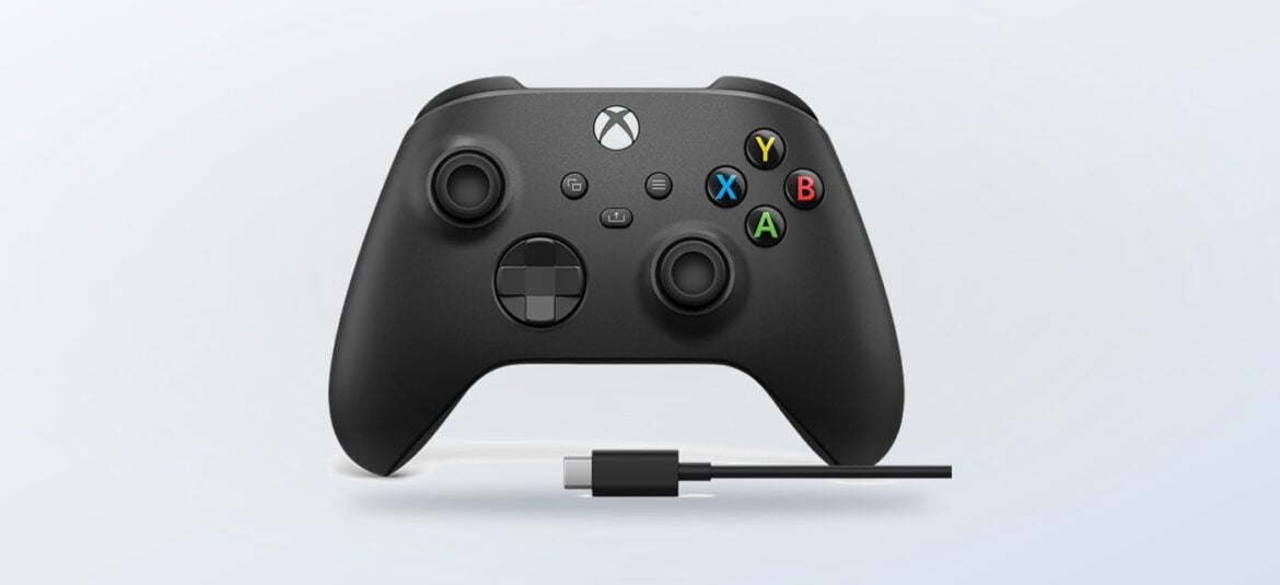 Microsoft Xbox Wireless Controller with USB-C cable