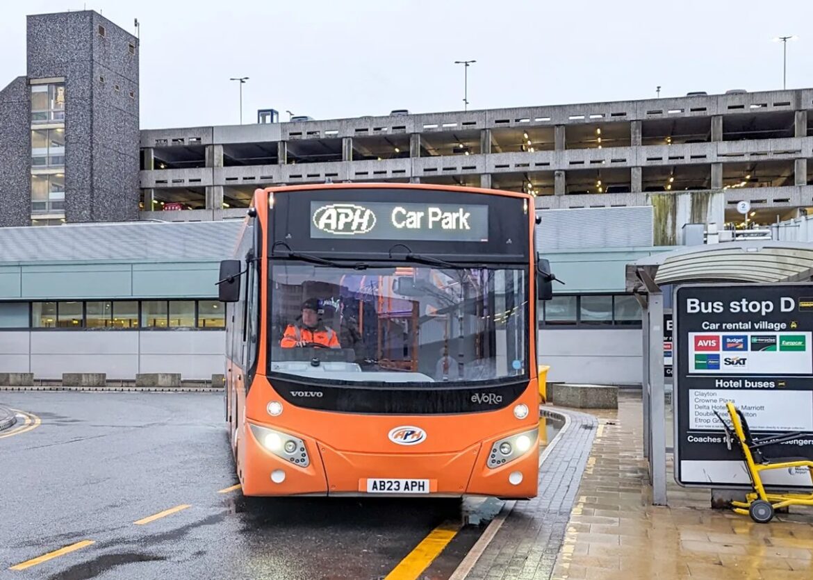 APH shuttle bus at Manchester Airport parking