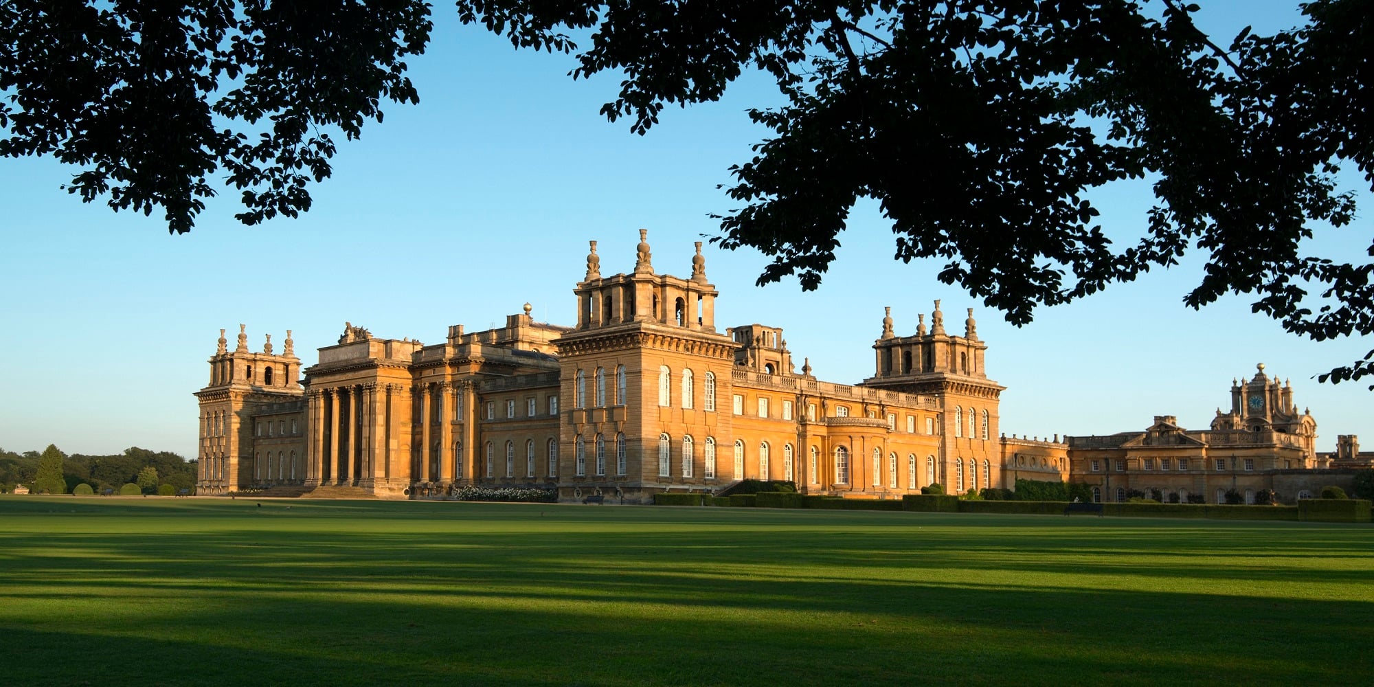 Blenheim Palace exterior in summer