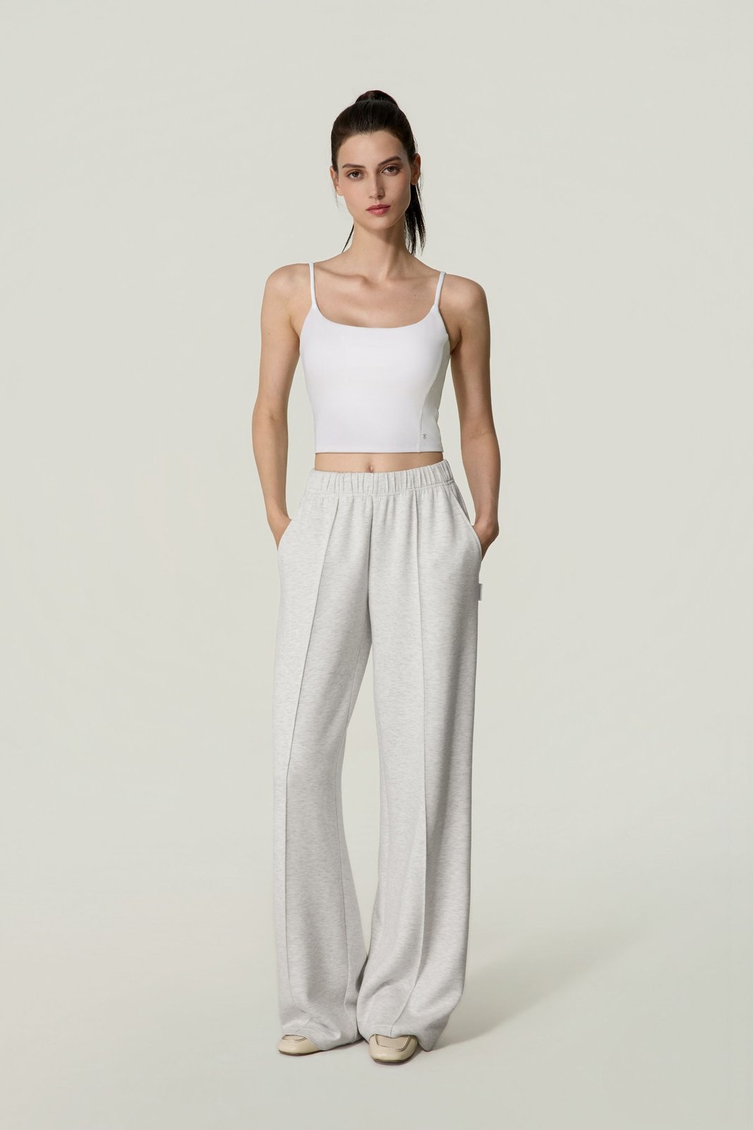 Weißes SilkContour Camisole mit herausnehmbaren Cups
