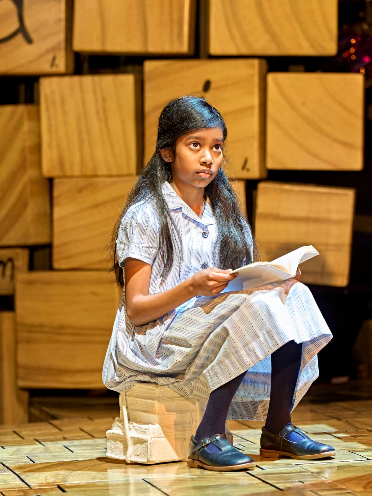 Sithuni Gamage as Matilda in the London production